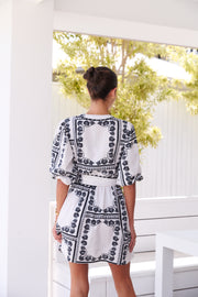 Dress - Kaylee Black Glory by COLLECTIVO