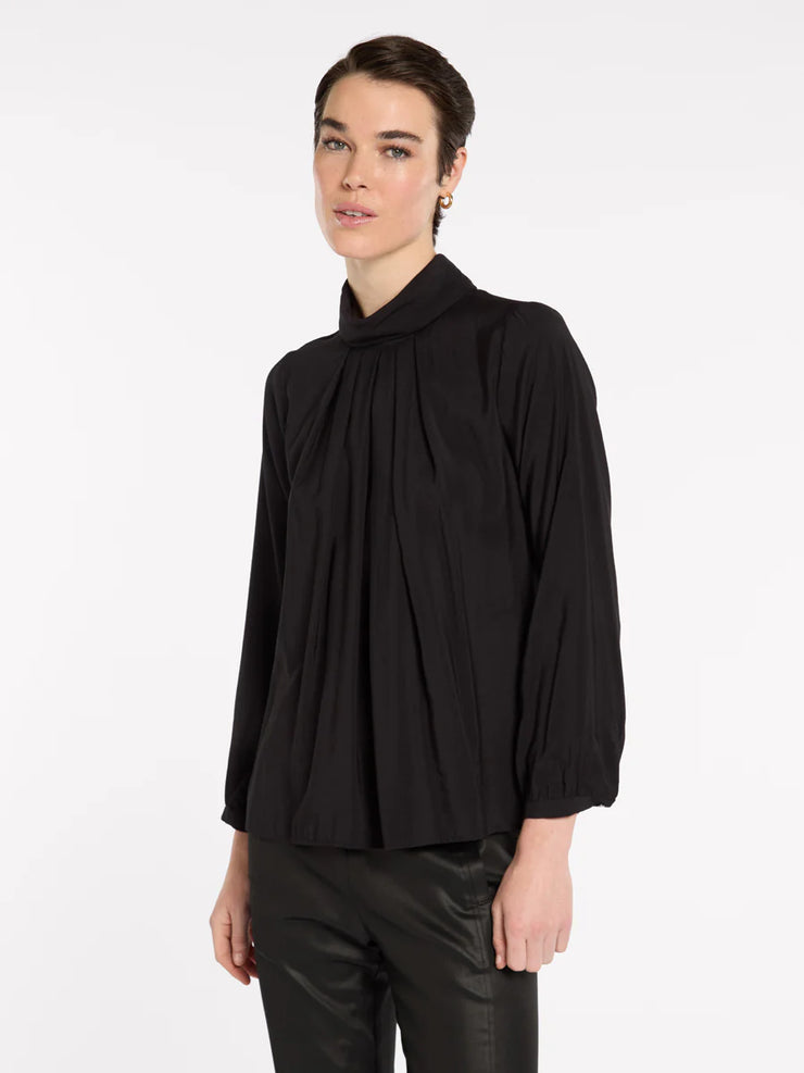Top - Eternal Pleat by MARCO POLO