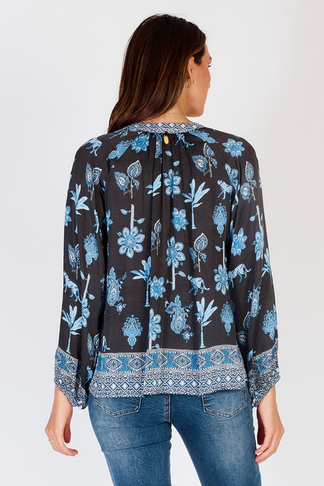 Top - Artefact Shirt by Rubyyaya
