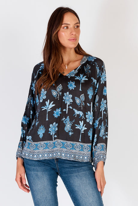 Top - Artefact Shirt by Rubyyaya