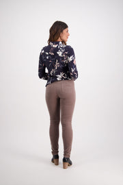 Pant - Skinny Leg Pull on Cord by Vassalli