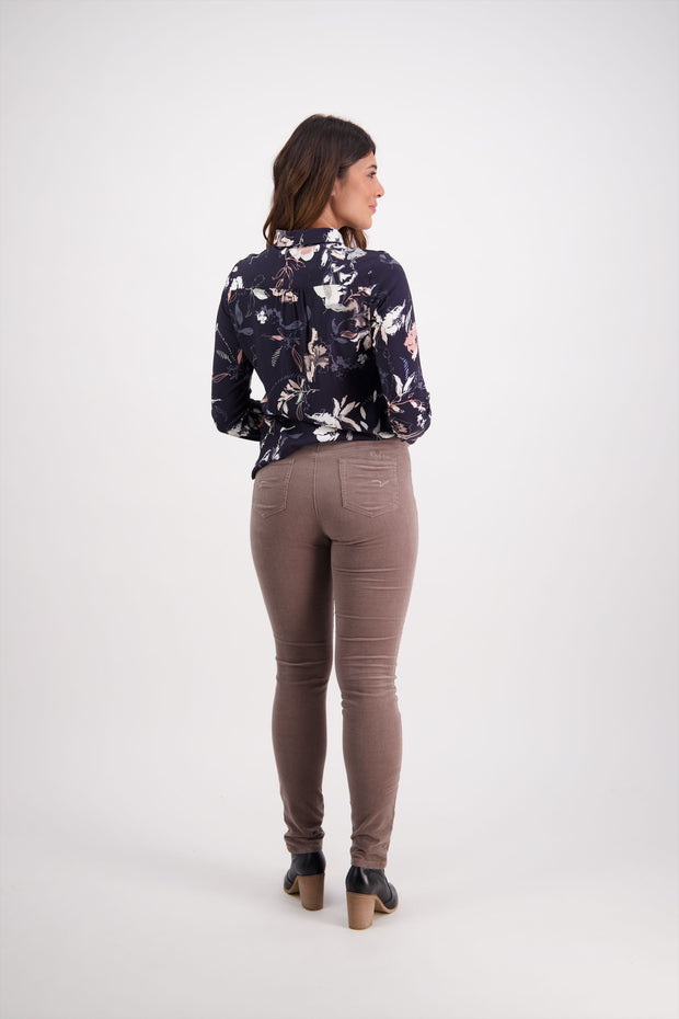 Pant - Skinny Leg Pull on Cord by Vassalli