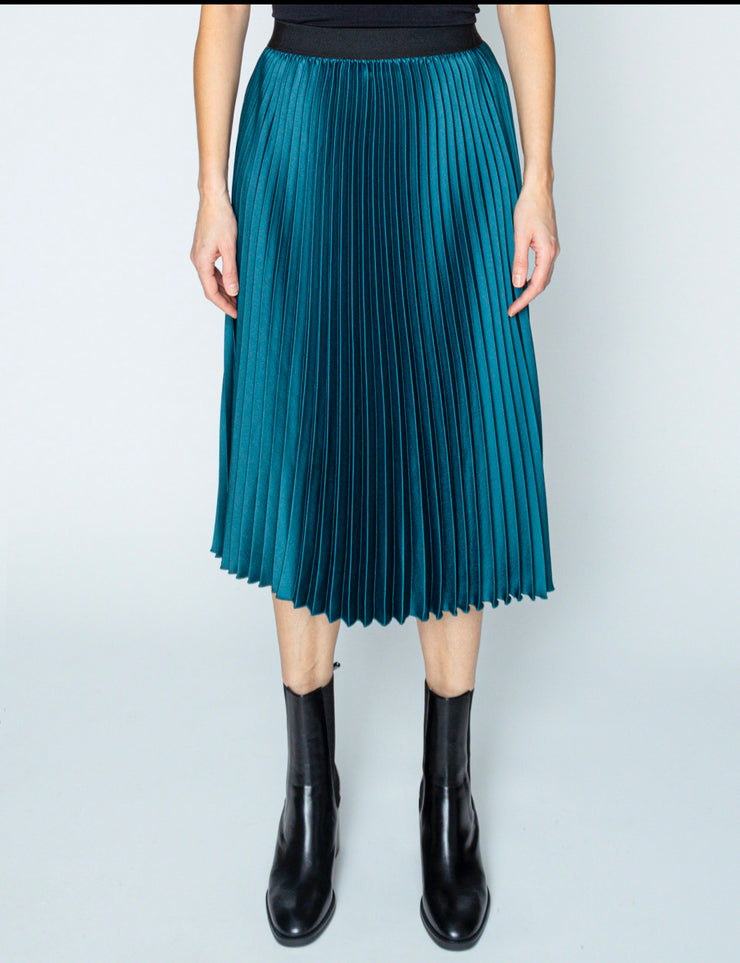 Skirt - Pleated BLACK Midi by PingPong