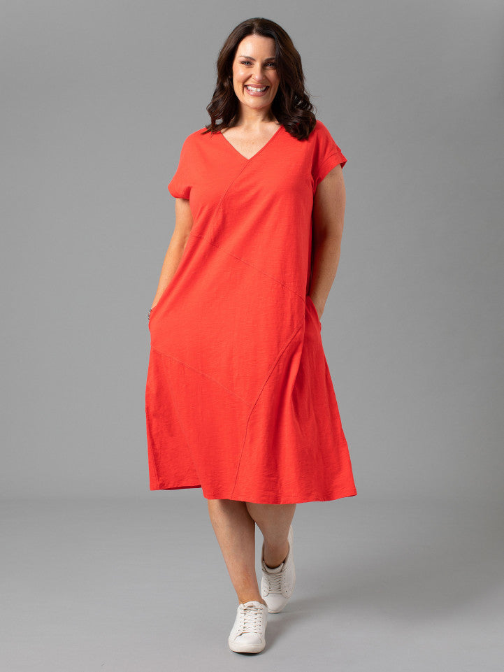 Dress - Short SLV Angle Spliced by Yarra Trail